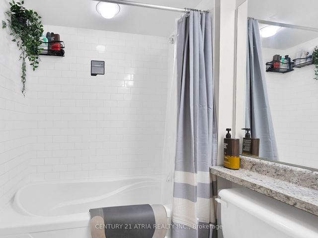 Th94 - 9 Windermere Ave