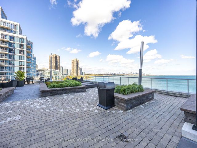 201 - 80 Marine Parade Dr