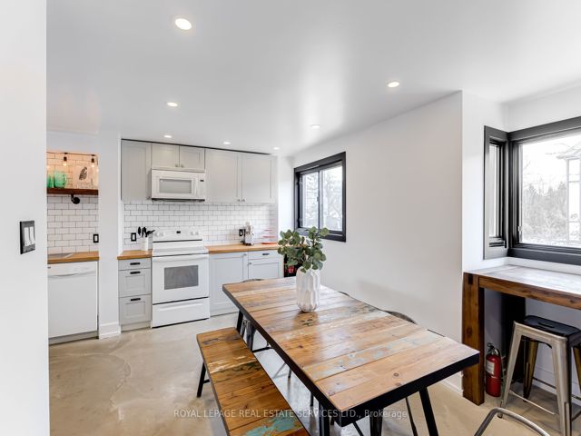 2 - 4 Bradbrook Rd