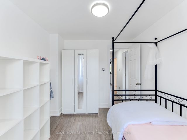 2 - 4 Bradbrook Rd