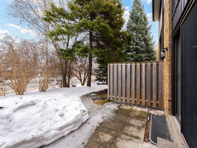 2 - 4 Bradbrook Rd