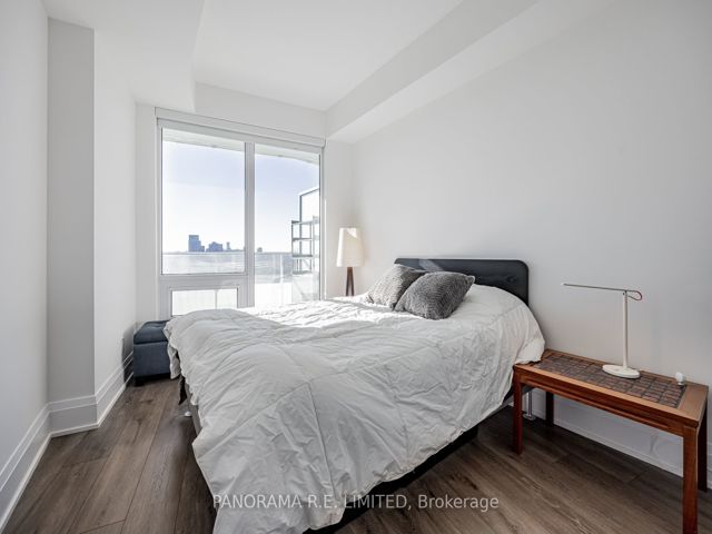 1609 - 20 Brin Dr