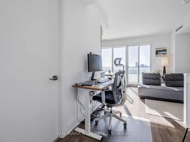 1609 - 20 Brin Dr