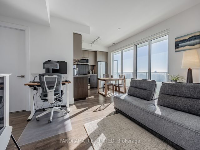 1609 - 20 Brin Dr