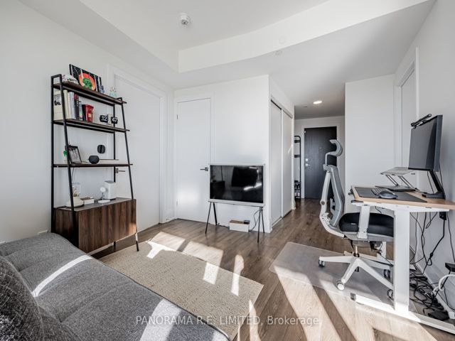1609 - 20 Brin Dr