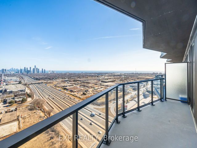 2505 - 36 Zorra St