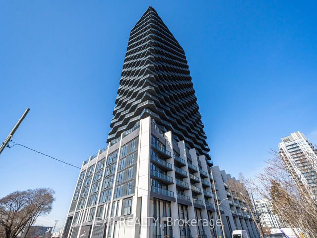 2505 - 36 Zorra St