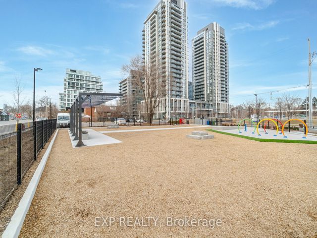 2505 - 36 Zorra St