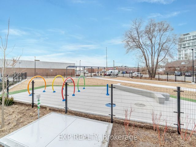 2505 - 36 Zorra St