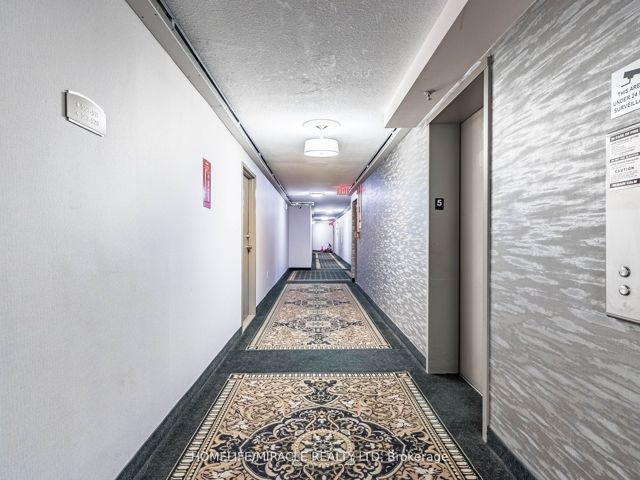 510 - 475 The West Mall