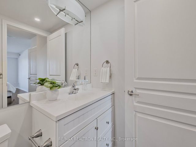 508 - 1403 Royal York Rd