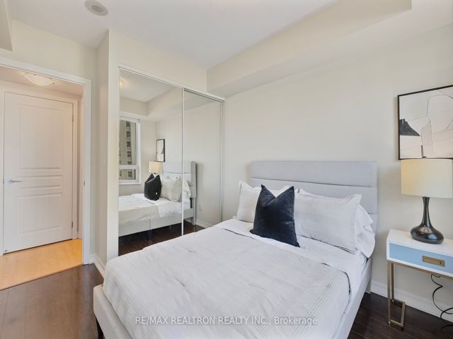 508 - 1403 Royal York Rd