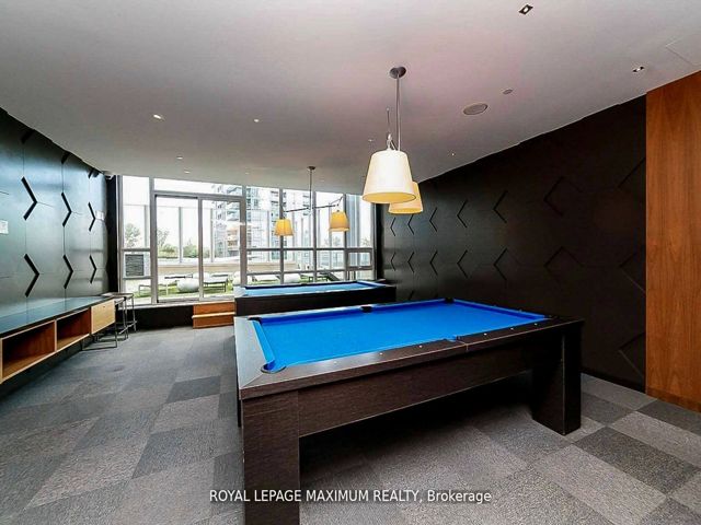 206 - 36 Park Lawn Rd