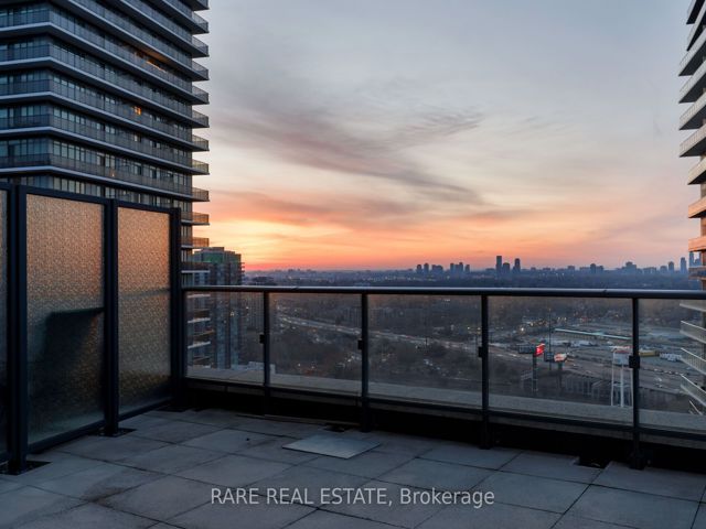 2708 - 59 Annie Craig Dr