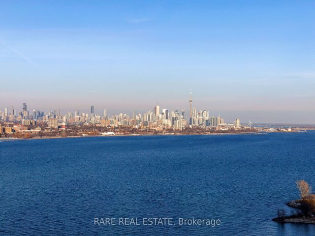 2708 - 59 Annie Craig Dr