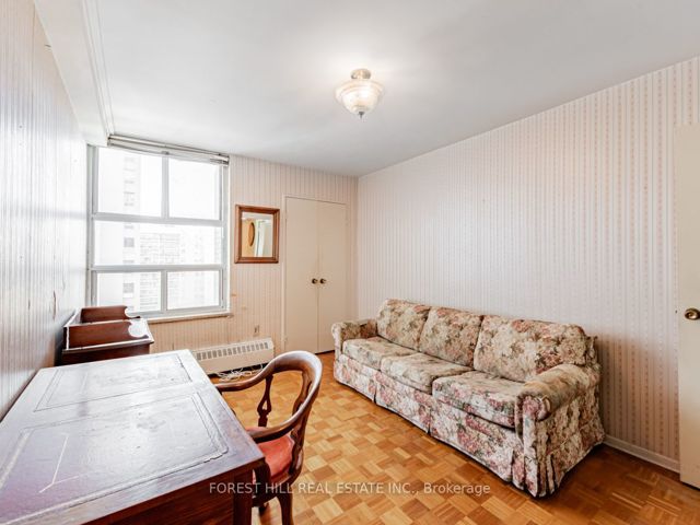2009 - 360 Ridelle Ave