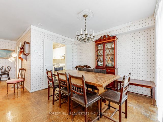 2009 - 360 Ridelle Ave