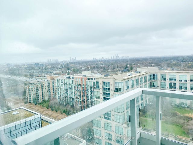 1911 - 251 Manitoba St