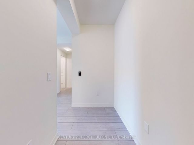 1907 - 38 Annie Craig Dr W