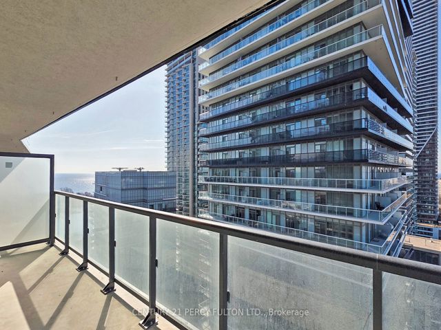 1907 - 38 Annie Craig Dr W