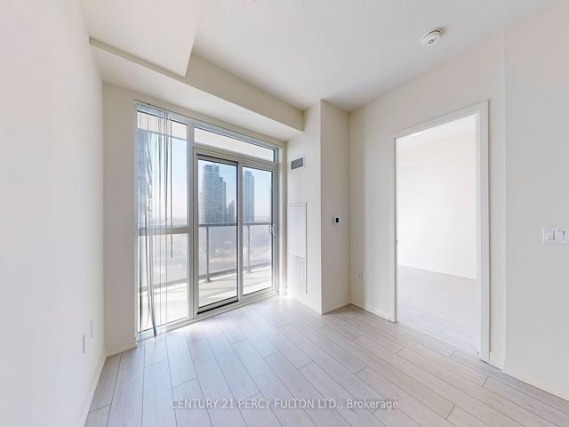 1907 - 38 Annie Craig Dr W