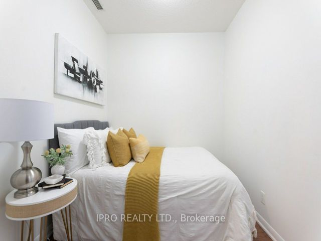 308 - 205 Sherway Gardens Rd E