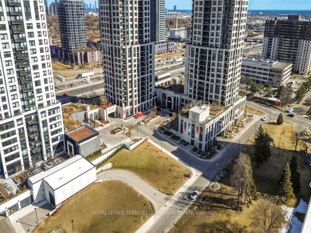 2111 - 6 Eva Rd