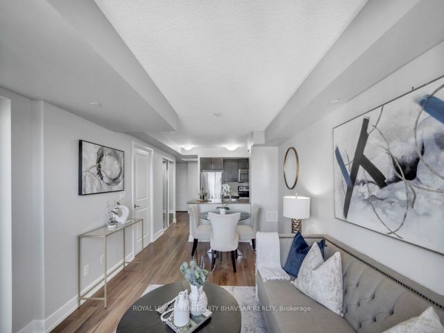 2111 - 6 Eva Rd