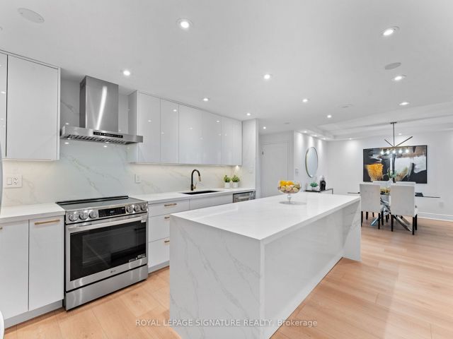 607 - 812 Burnhamthorpe Rd