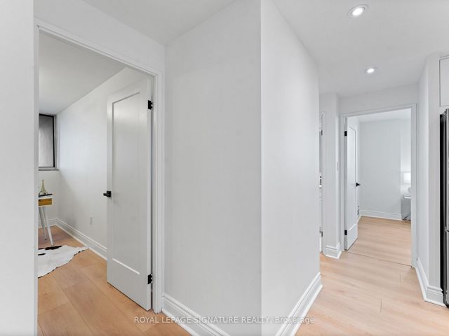 607 - 812 Burnhamthorpe Rd