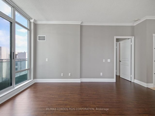 617 - 5 Marine Parade Dr
