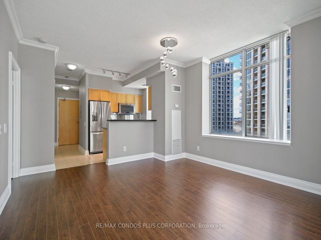 617 - 5 Marine Parade Dr