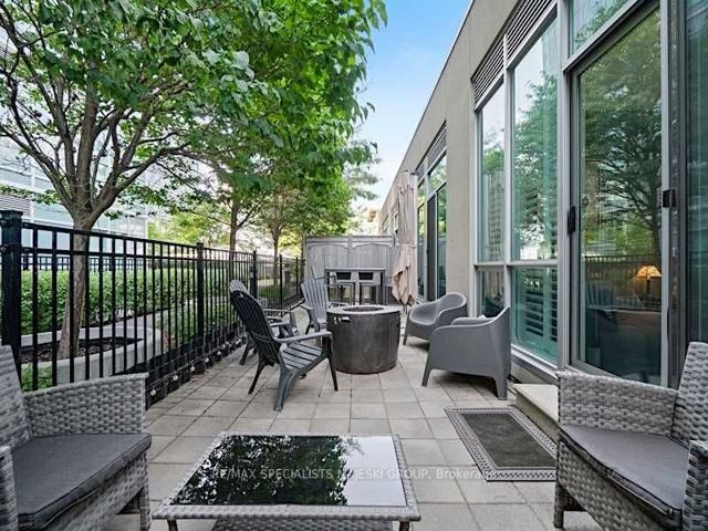 T3 - 165 Legion Rd N