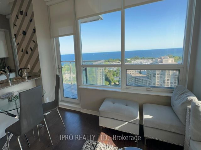 2102 - 2230 Lake Shore Blvd W
