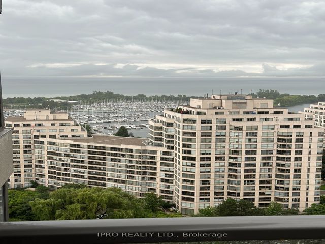 2102 - 2230 Lake Shore Blvd W