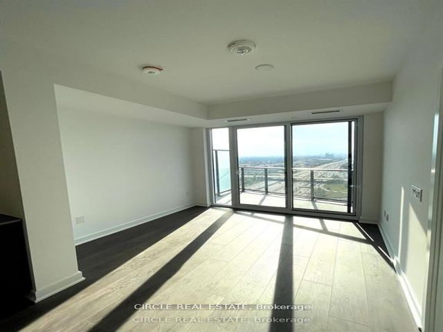 2211 - 36 Zorra St