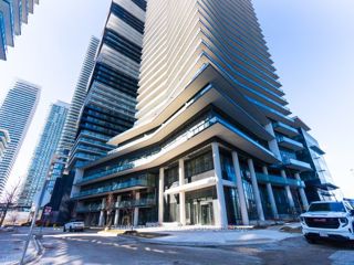 1809 - 38 Annie Craig Dr