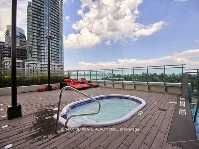 1003 - 33 Shore Breeze Dr