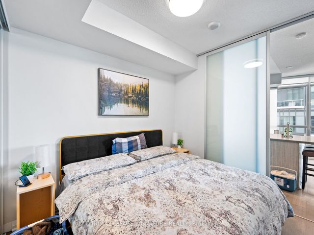 1501 - 59 Annie Craig Dr
