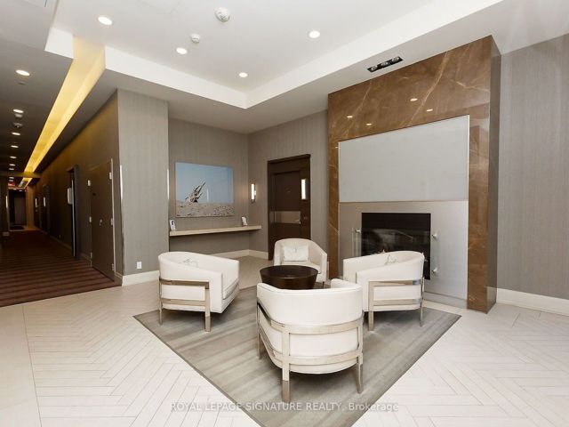 1501 - 59 Annie Craig Dr