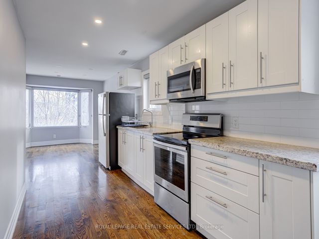 3 - 2312 Lake Shore Blvd W