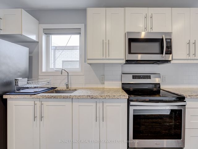 3 - 2312 Lake Shore Blvd W