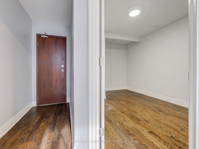 3 - 2312 Lake Shore Blvd W