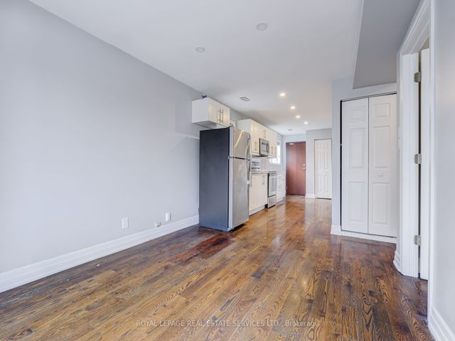 3 - 2312 Lake Shore Blvd W