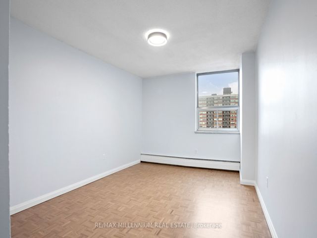 705 - 151 La Rose Ave