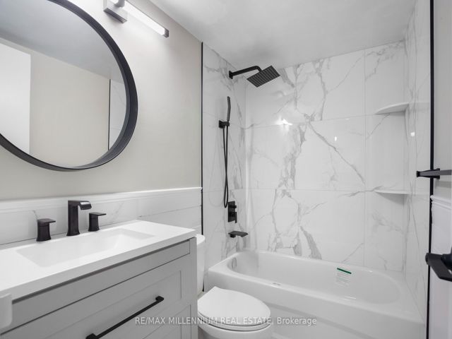 705 - 151 La Rose Ave