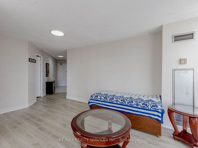 612 - 3 Rowntree Rd