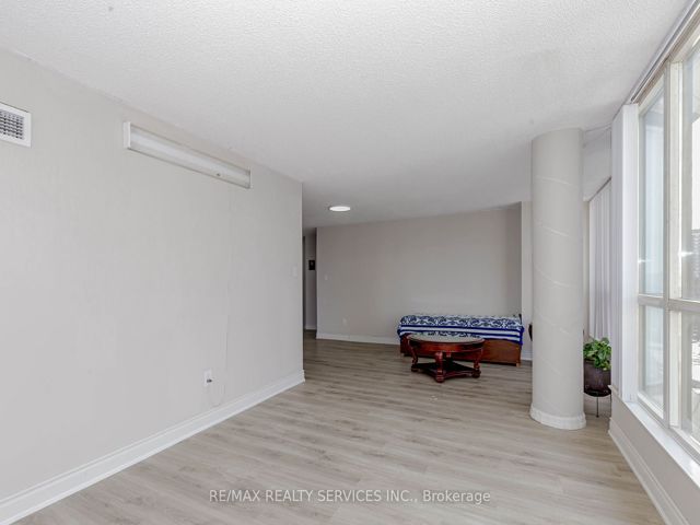 612 - 3 Rowntree Rd