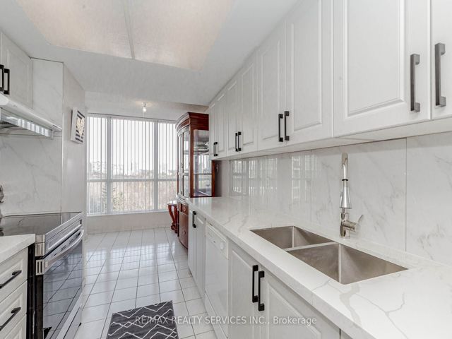 612 - 3 Rowntree Rd