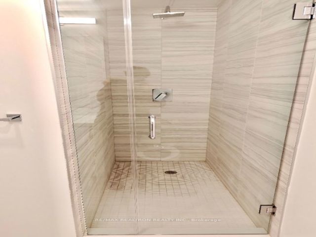 311 - 160 Kingsway Cres W